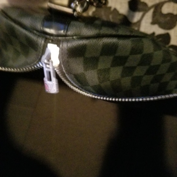 Louis Vuitton duffel bag - Picture 3 of 4